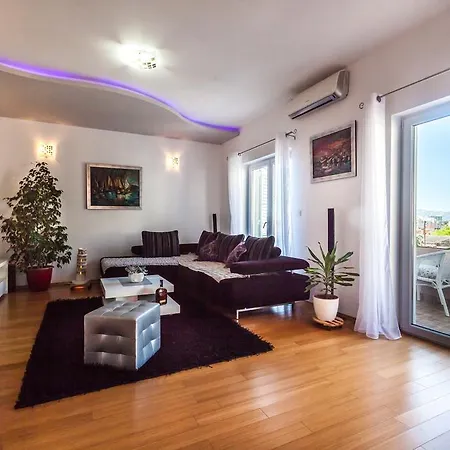 City Center Apartment Makarska